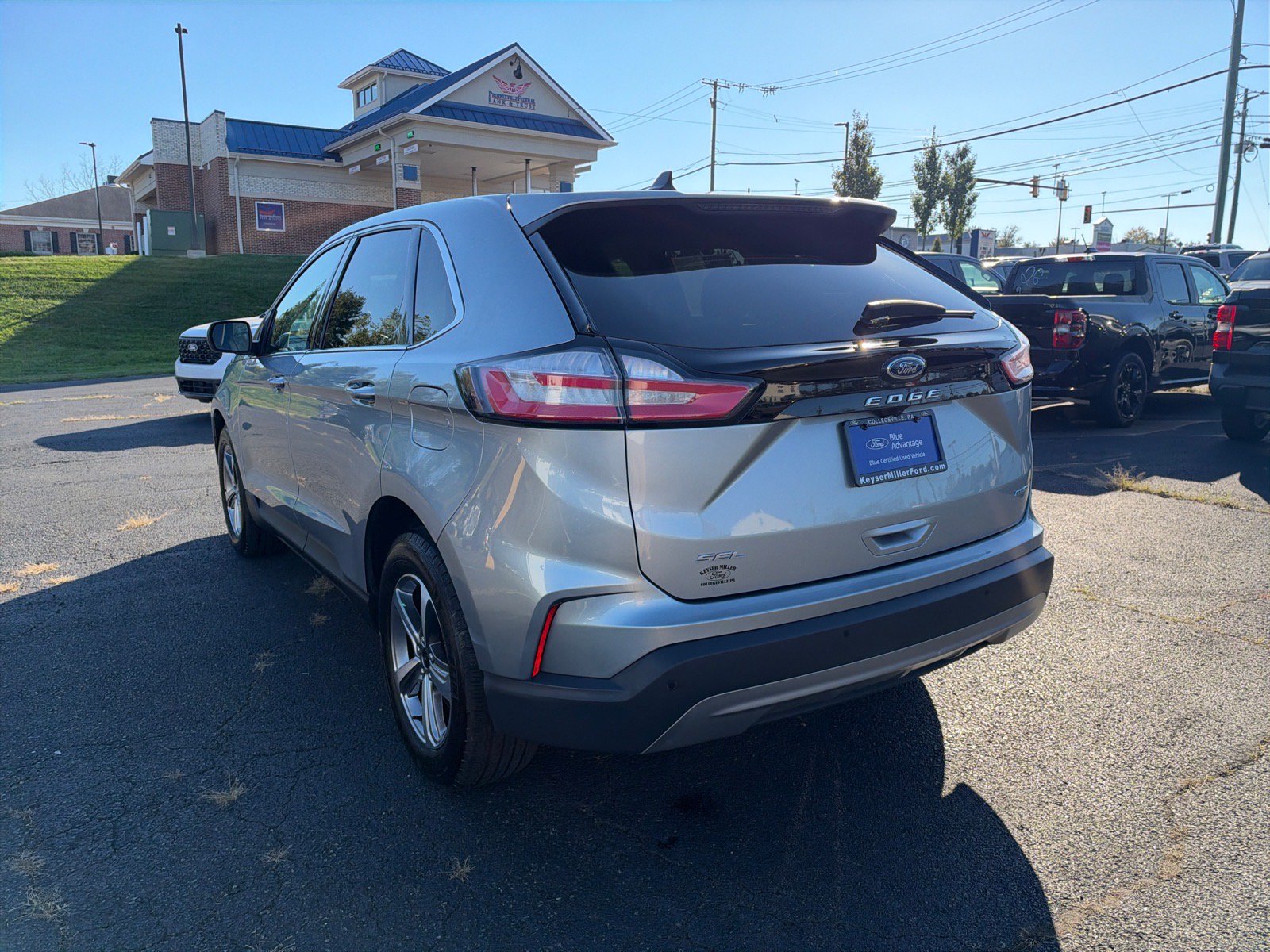 Certified 2024 Ford Edge SEL w/ Convenience Package AWD/4WD image 11