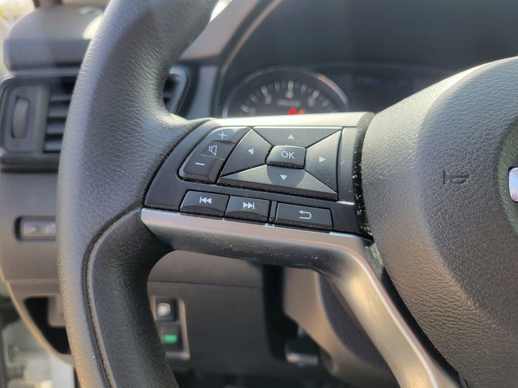 Used 2020 Nissan Rogue S AWD/4WD image 20