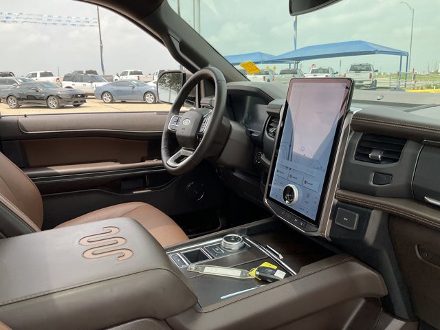 Certified 2024 Ford Expedition King Ranch RWD image 19