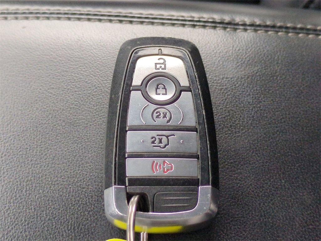 Certified 2022 Ford Explorer XLT w/ Equipment Group 202A image 28