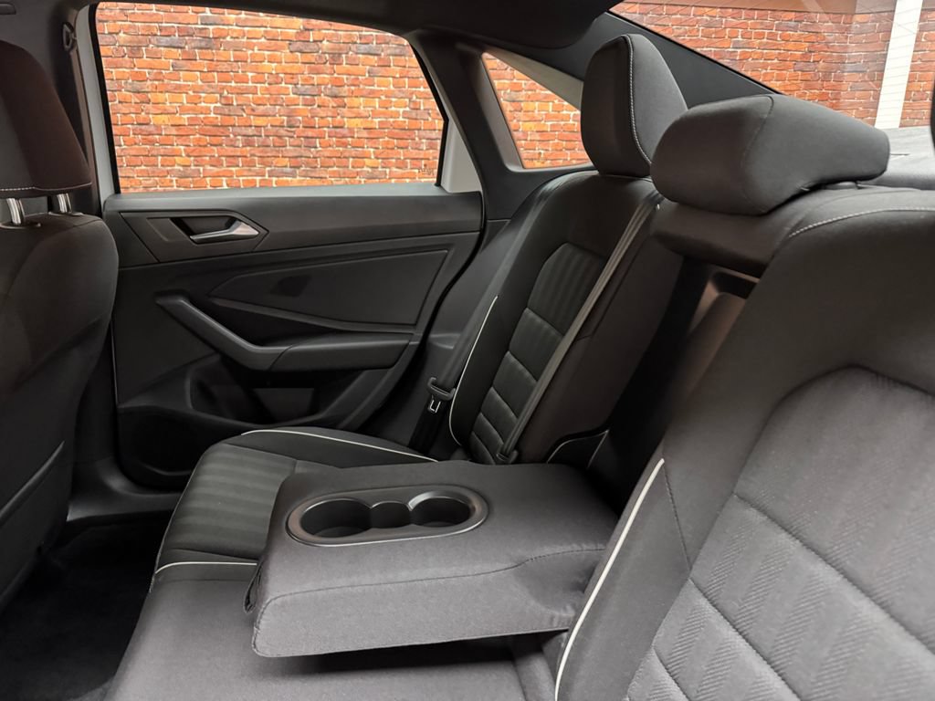 Used 2024 Volkswagen Jetta Sport FWD image 10
