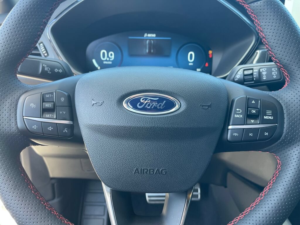 Certified 2023 Ford Escape ST-Line Elite w/ Premium Technology Package AWD/4WD image 16