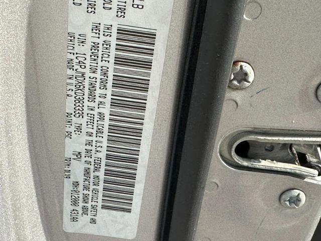 Used 2019 Jeep Cherokee Limited image 24