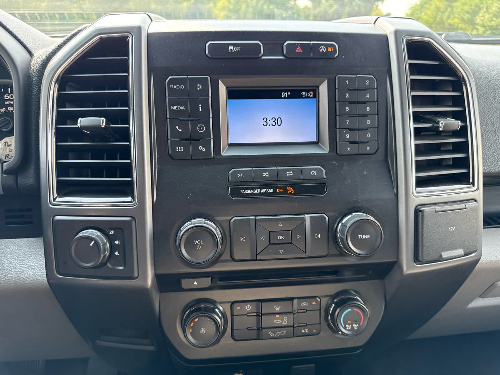 Certified 2018 Ford F150 XLT AWD/4WD image 9
