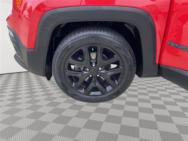 Used 2018 Jeep Renegade Altitude FWD image 10