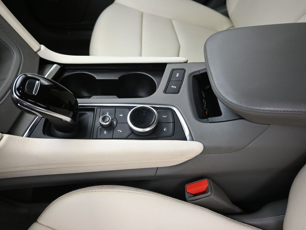 Used 2023 Cadillac XT5 Premium Luxury w/ LPO, Floor Liner Package image 20