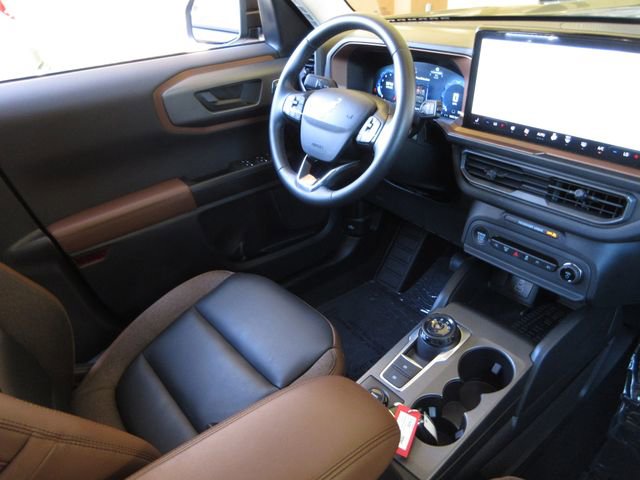 Certified 2025 Ford Bronco Sport Outer Banks w/ Outer Banks Tech Package+ AWD/4WD image 22