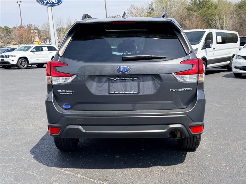 Used 2023 Subaru Forester Premium AWD/4WD image 5