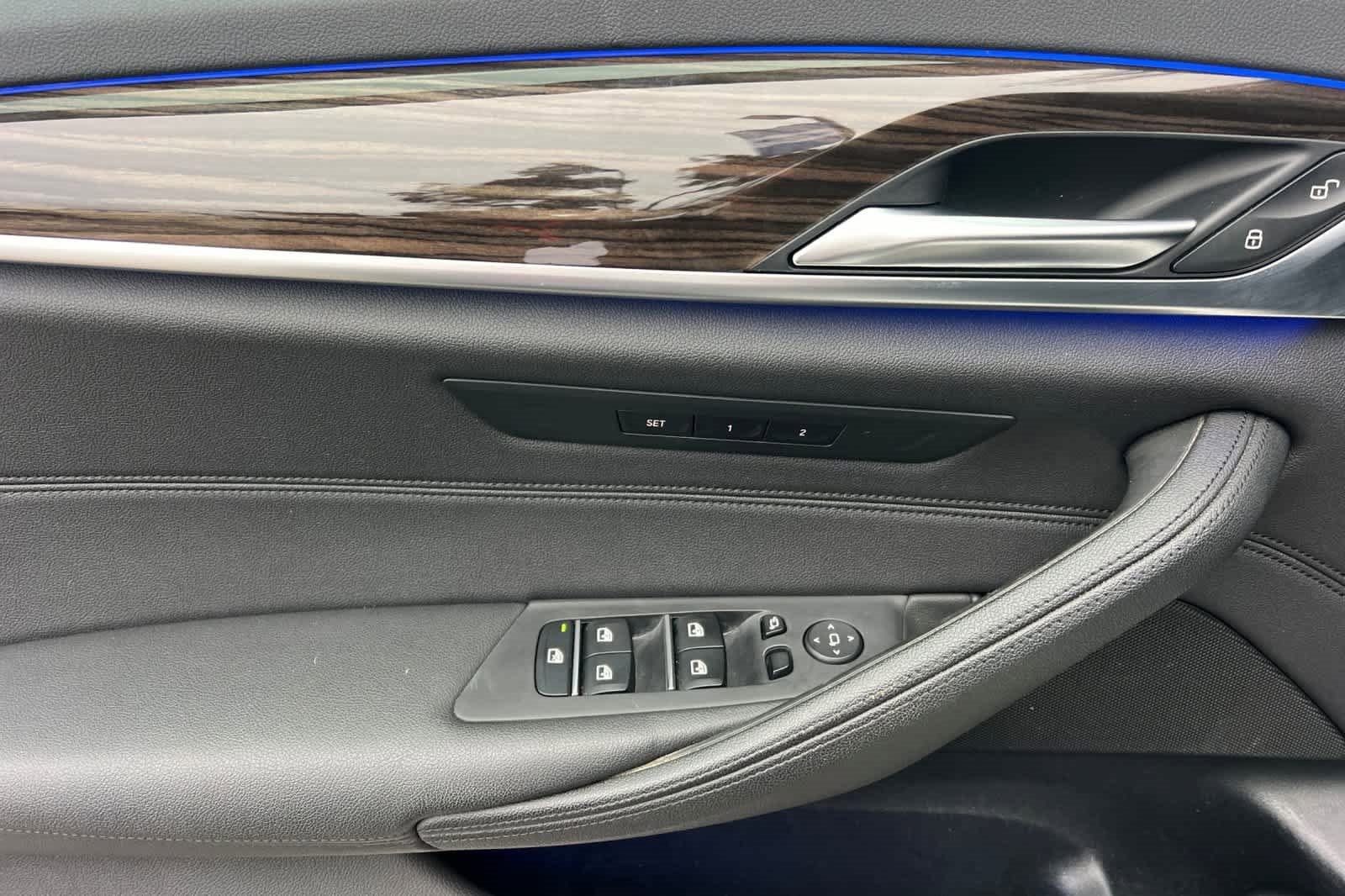 Used 2019 BMW 530i 530i w/ Convenience Package image 12