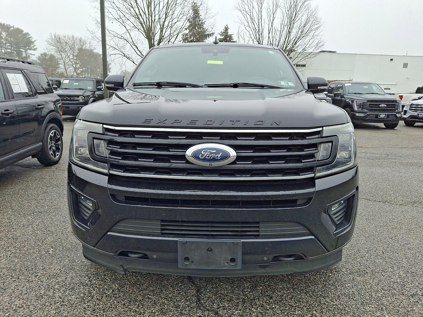Certified 2019 Ford Expedition Max Limited w/ Equipment Group 303A image 2