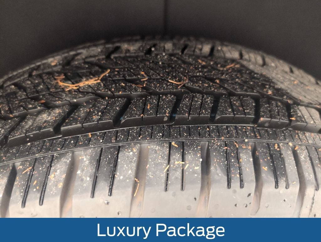 Used 2023 Chevrolet Tahoe LT w/ Luxury Package image 22