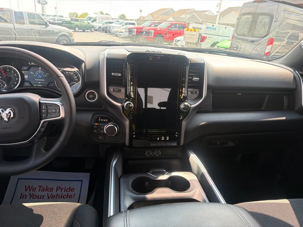 Used 2025 RAM 1500 Big Horn AWD/4WD image 22