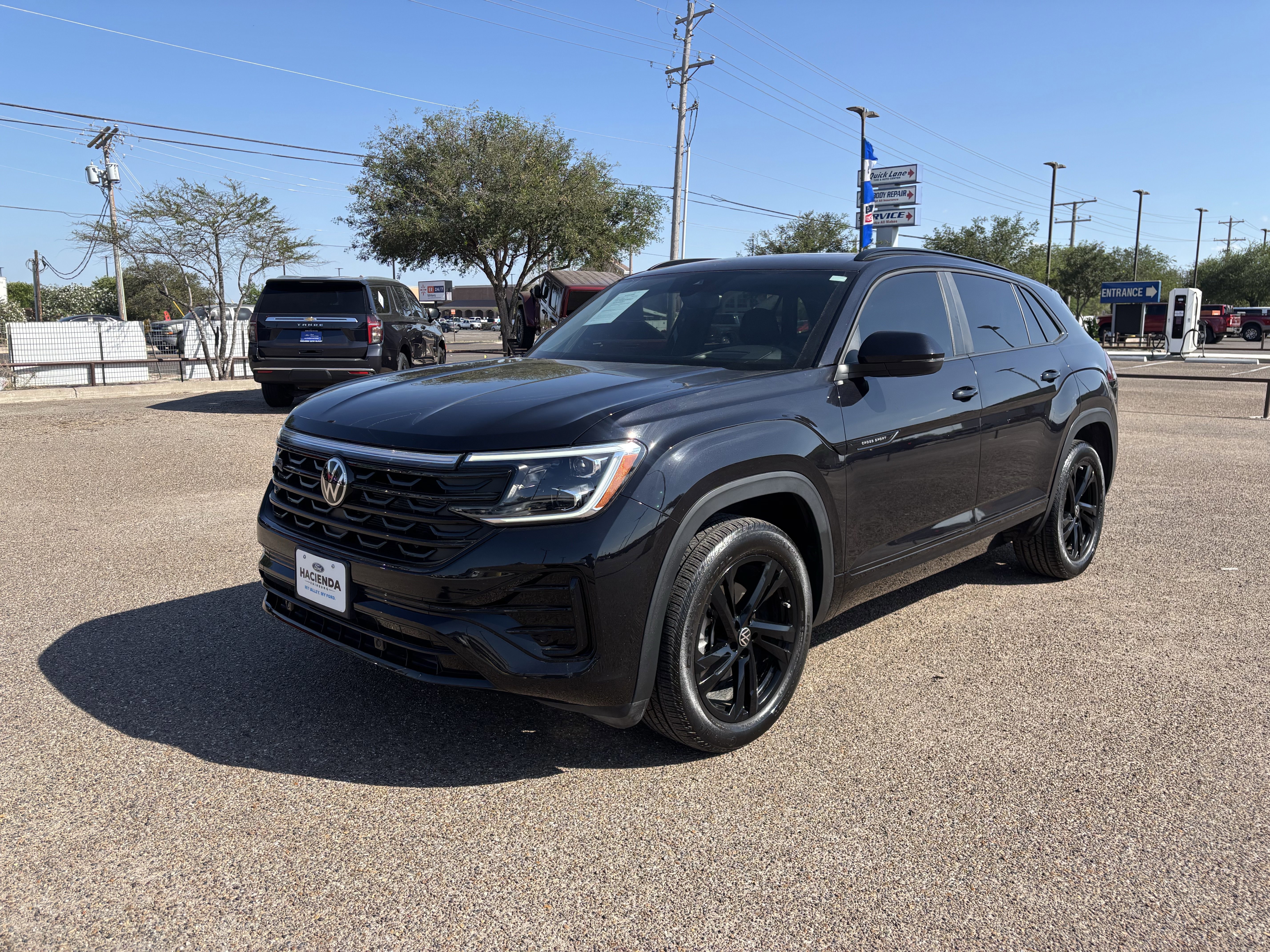 Used 2025 Volkswagen Atlas Cross Sport SEL R-Line