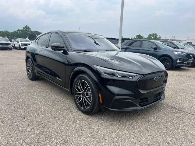 Certified 2024 Ford Mustang Mach-E Premium AWD/4WD image 3