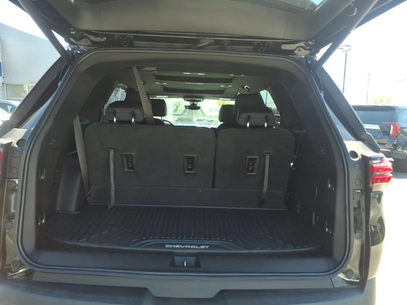 Used 2022 Chevrolet Traverse RS AWD/4WD image 16