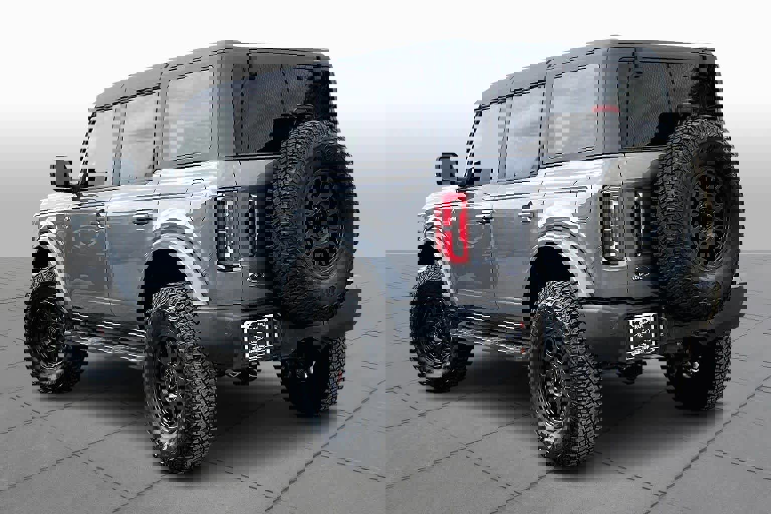 Certified 2024 Ford Bronco Outer Banks image 4