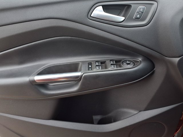 Certified 2019 Ford Escape SE AWD/4WD image 17