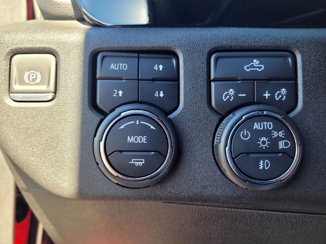 Used 2024 Chevrolet Silverado 1500 RST AWD/4WD image 15