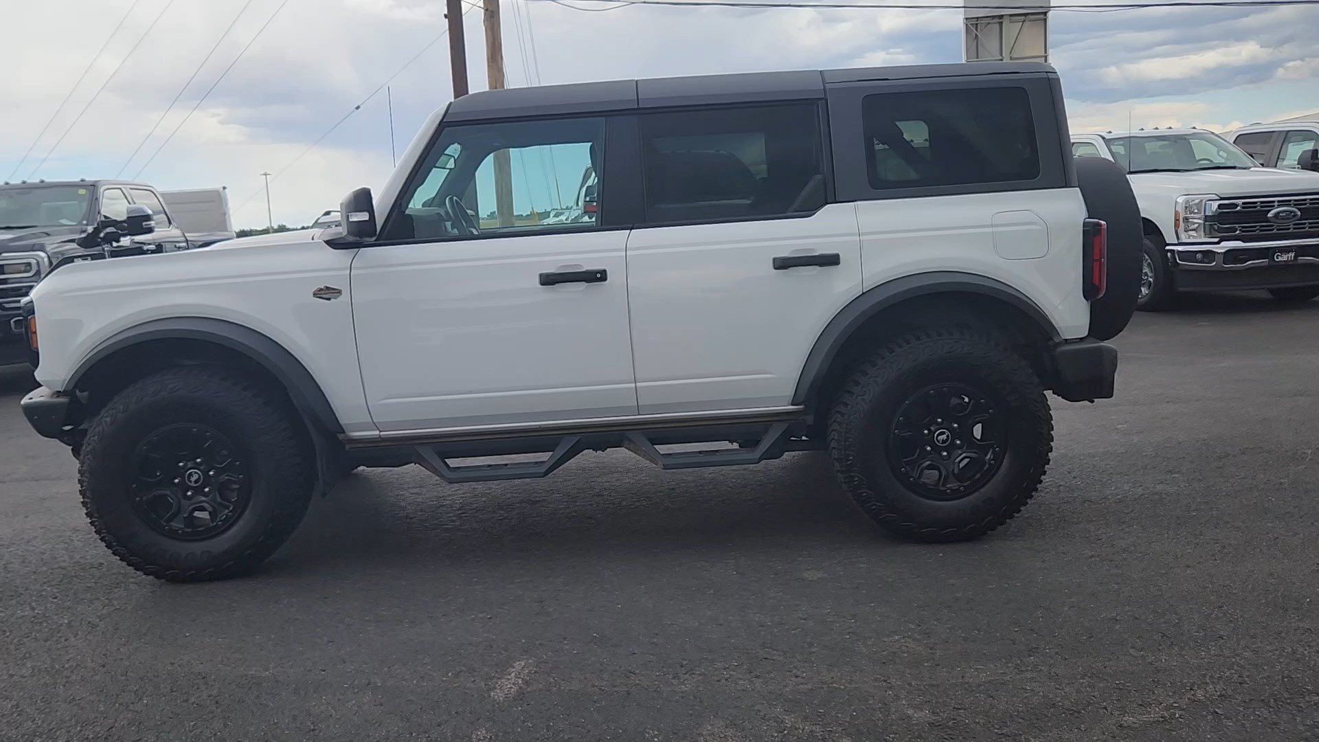 Certified 2024 Ford Bronco Wildtrak AWD/4WD image 3