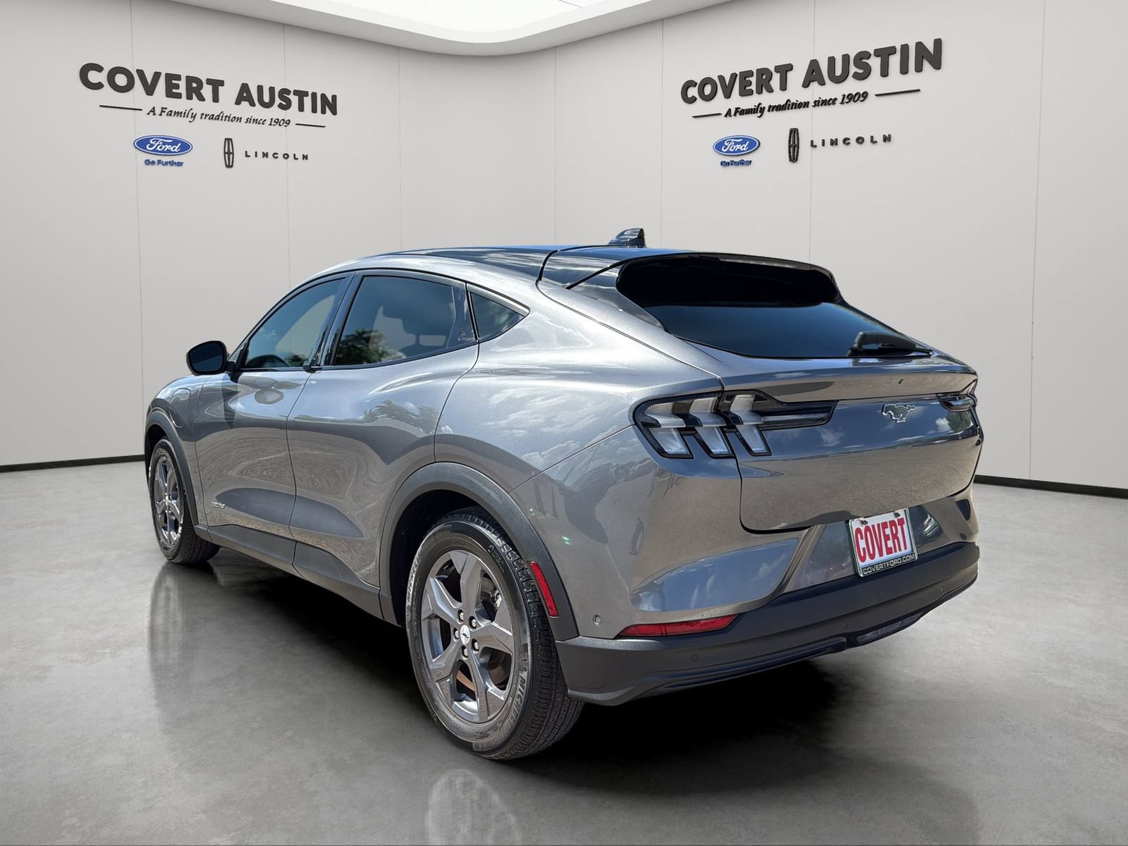 Certified 2023 Ford Mustang Mach-E Select RWD image 3