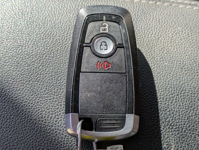 Certified 2020 Ford Escape SE image 29