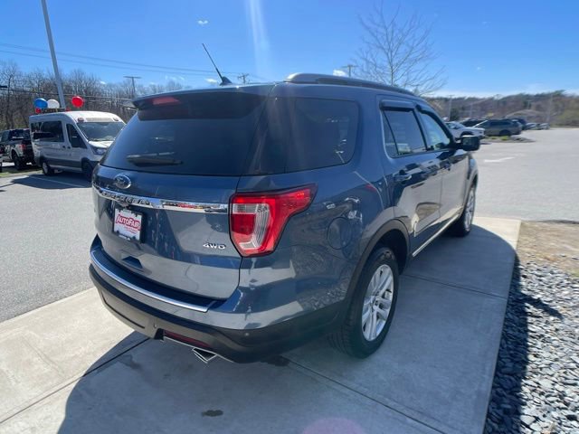 Certified 2018 Ford Explorer XLT w/ Equipment Group 201A AWD/4WD image 9