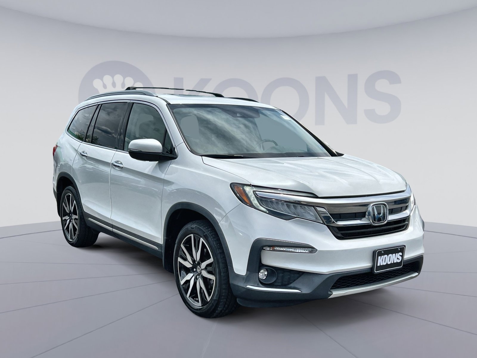 Used 2020 Honda Pilot Touring image 2