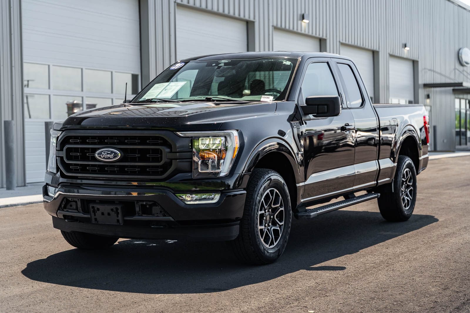 Certified 2021 Ford F150 XLT w/ Equipment Group 302A High AWD/4WD image 3