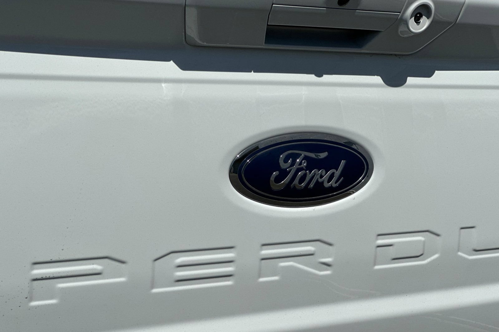 Certified 2024 Ford F250 Lariat AWD/4WD image 30