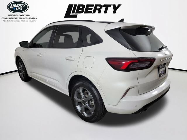 Certified 2023 Ford Escape ST-Line w/ Tech Pack #1 AWD/4WD image 6