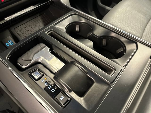 Certified 2024 Ford F150 Lariat w/ FX4 Off-Road Package image 32