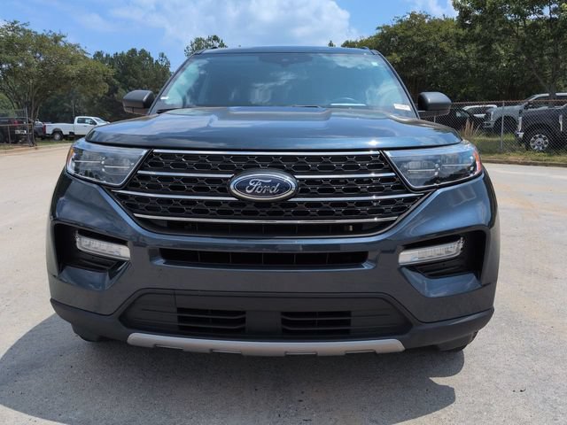 Certified 2023 Ford Explorer XLT w/ Equipment Group 202A RWD image 9