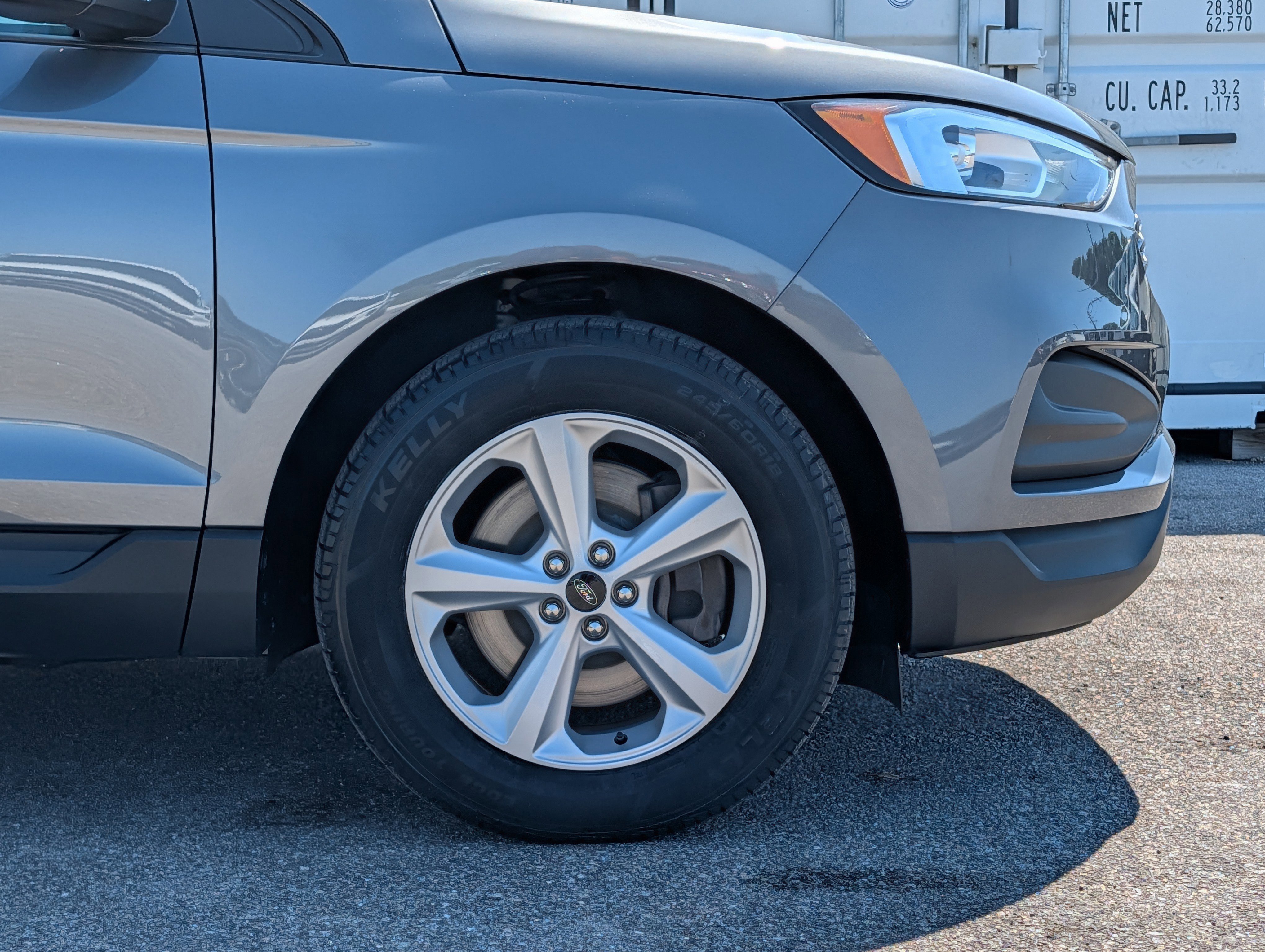 Certified 2024 Ford Edge SE image 12