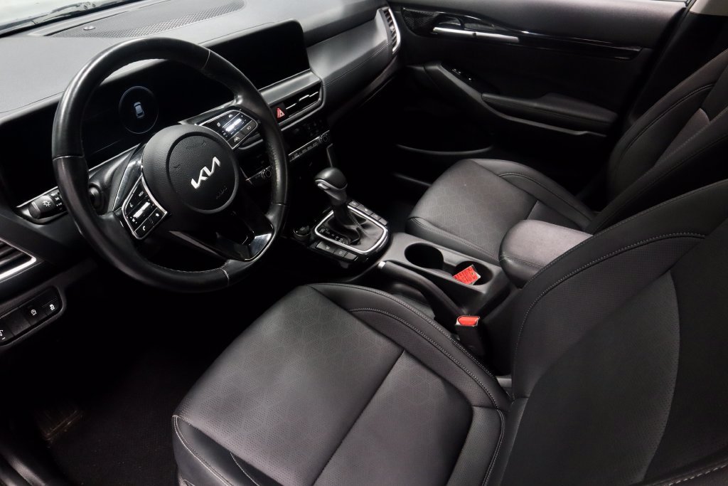 Used 2024 Kia Seltos EX AWD/4WD image 24
