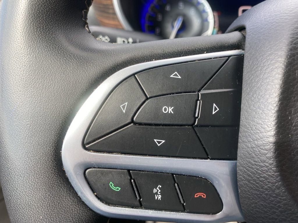 Used 2022 Chrysler Pacifica Limited image 27