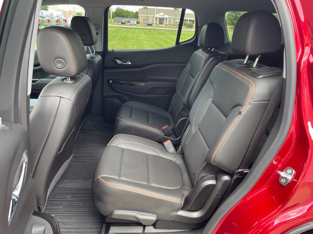 Used 2023 GMC Acadia AT4 w/ Preferred Package AWD/4WD image 10