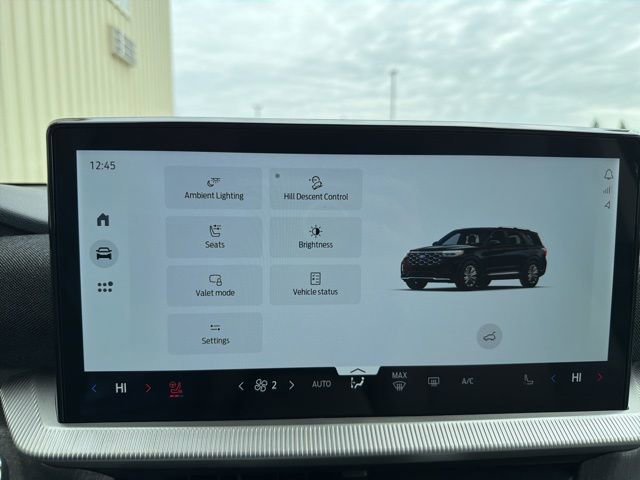 Certified 2025 Ford Explorer Platinum w/ LUX Leather Package image 23