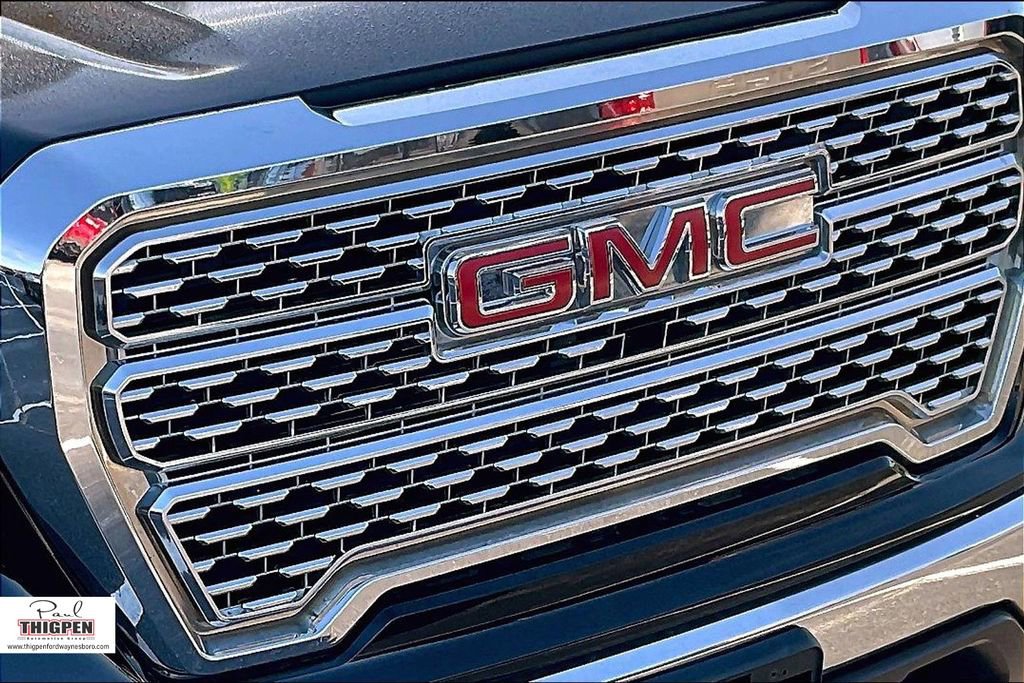 Used 2020 GMC Sierra 1500 SLT RWD image 28