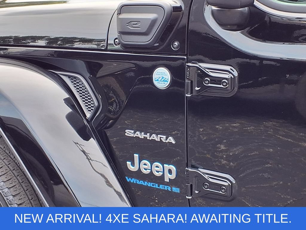 Used 2023 Jeep Wrangler Unlimited Sahara w/ Cold Weather Group AWD/4WD image 27