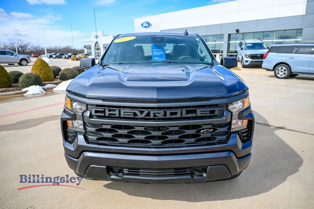 Used 2022 Chevrolet Silverado 1500 Custom image 2