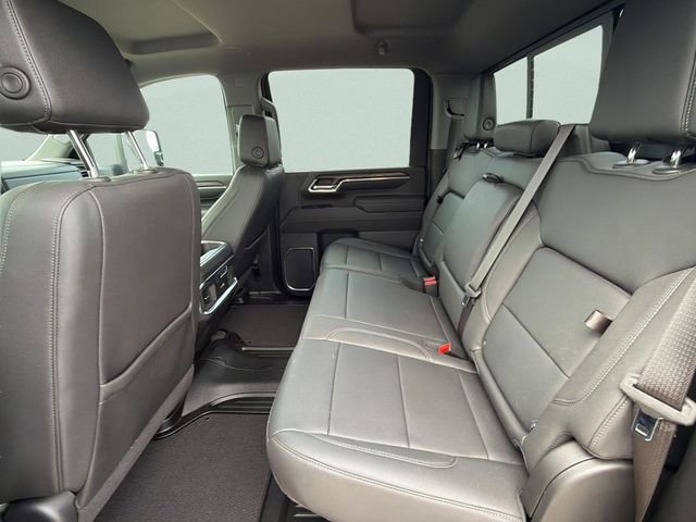 Used 2024 GMC Sierra 3500 SLT w/ SLT Premium Package AWD/4WD image 16