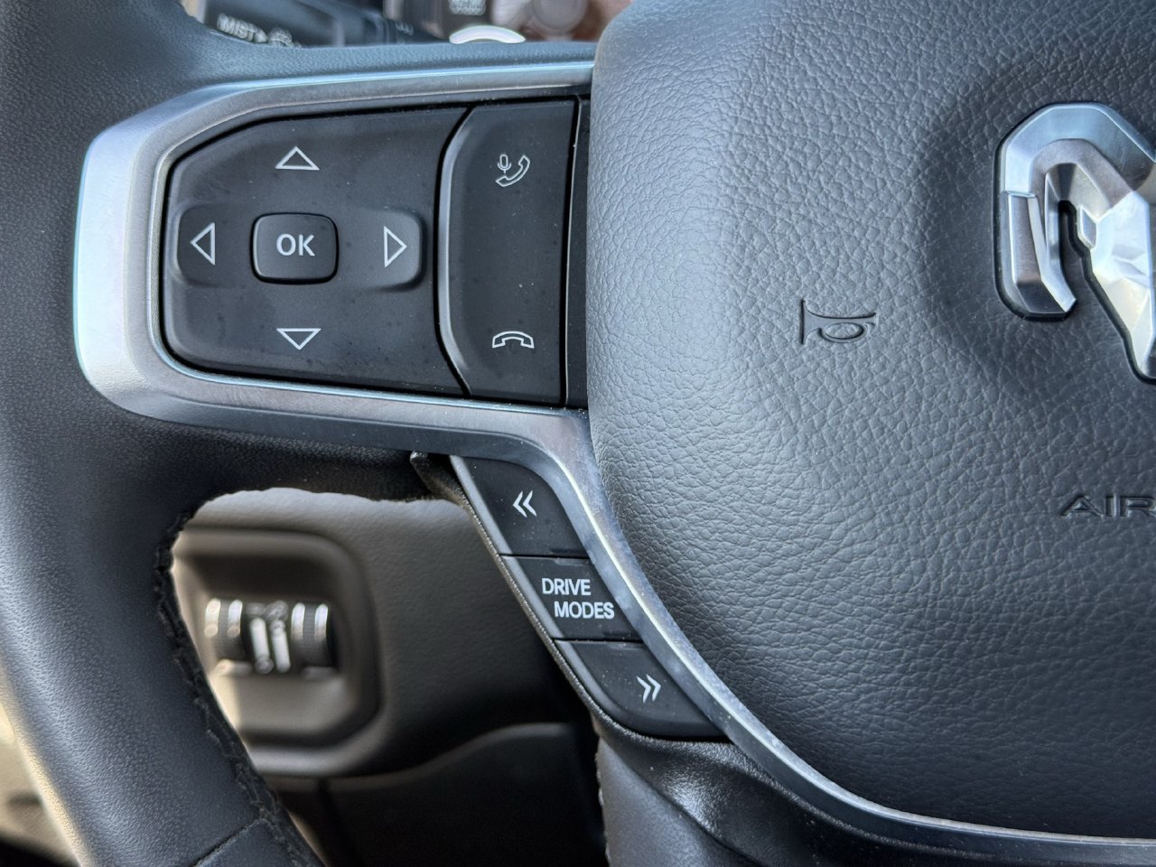Used 2025 RAM 1500 Lone Star AWD/4WD image 13