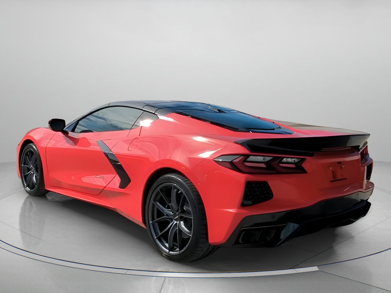 Used 2025 Chevrolet Corvette Stingray Coupe w/ 1LT image 12