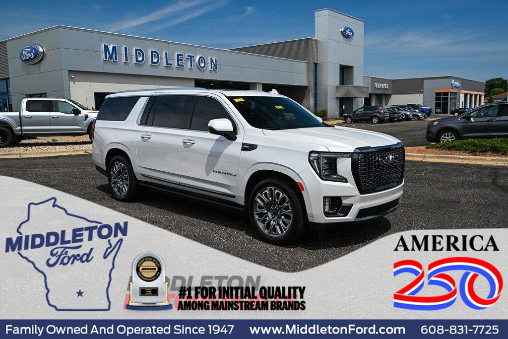 Used 2023 GMC Yukon XL Denali Ultimate AWD/4WD image 1