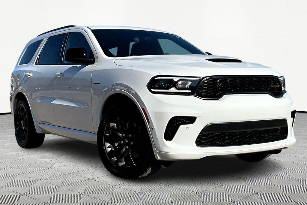 Used 2024 Dodge Durango R/T w/ Blacktop Package AWD/4WD image 5