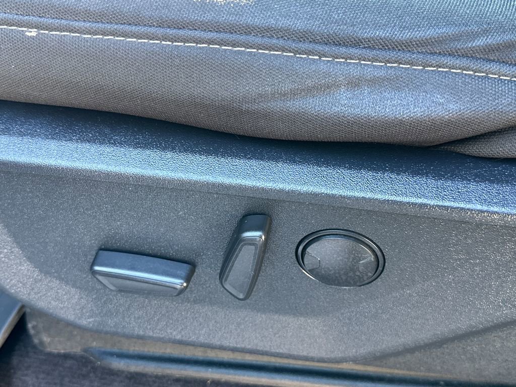 Certified 2023 Ford F150 XLT w/ Equipment Group 302A High image 27