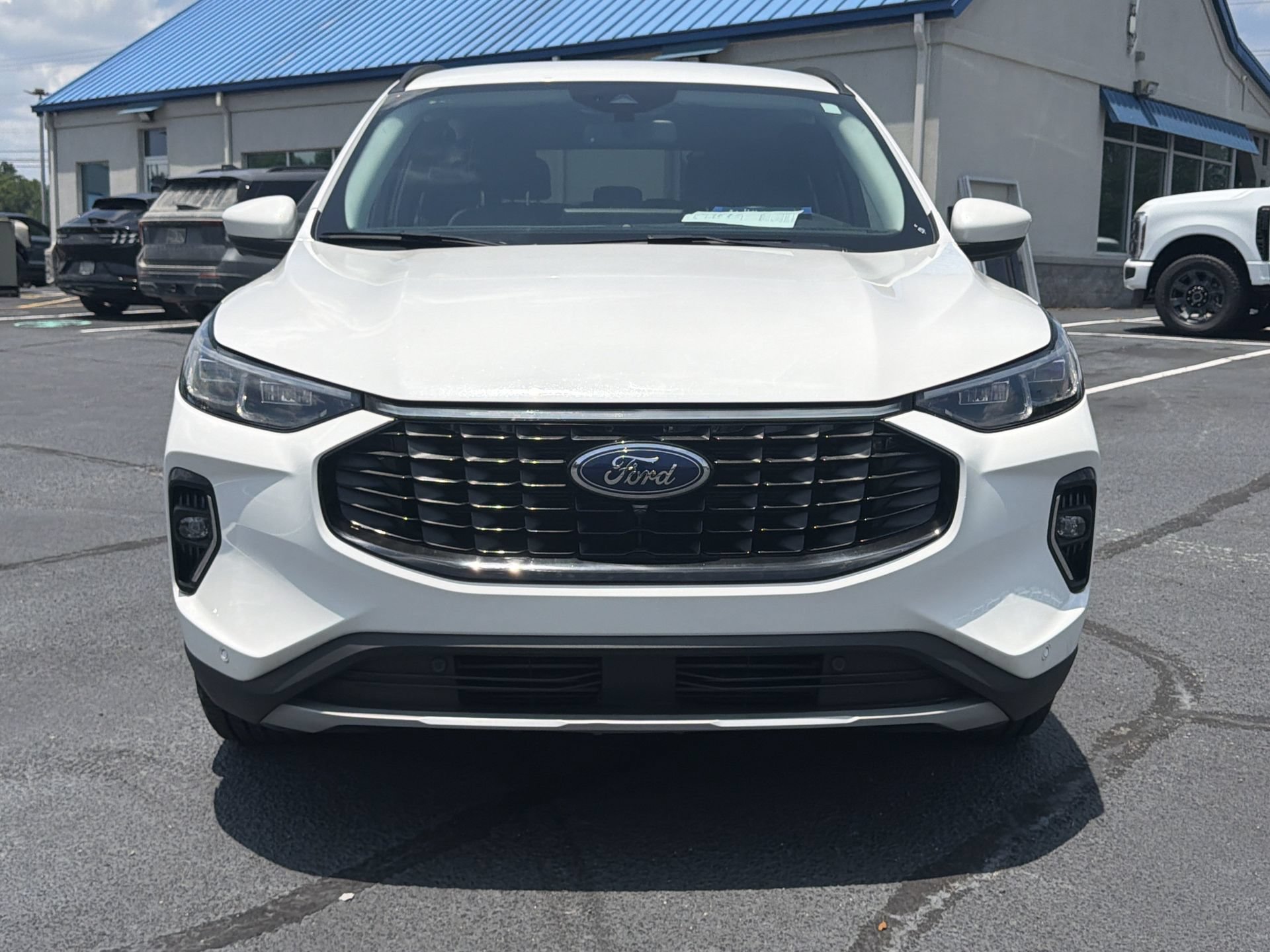Certified 2023 Ford Escape Platinum AWD/4WD image 6