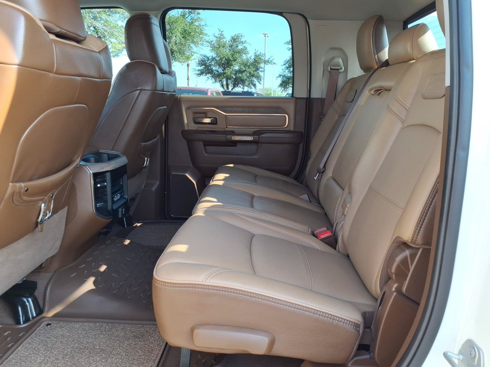 Used 2024 RAM 3500 Limited w/ Towing Technology Group AWD/4WD image 16