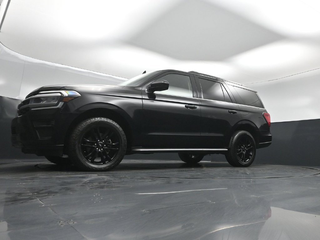 Certified 2022 Ford Expedition XLT RWD image 46