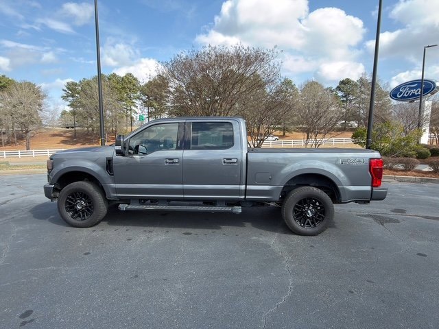 Certified 2022 Ford F250 Lariat w/ Black Appearance Package image 16